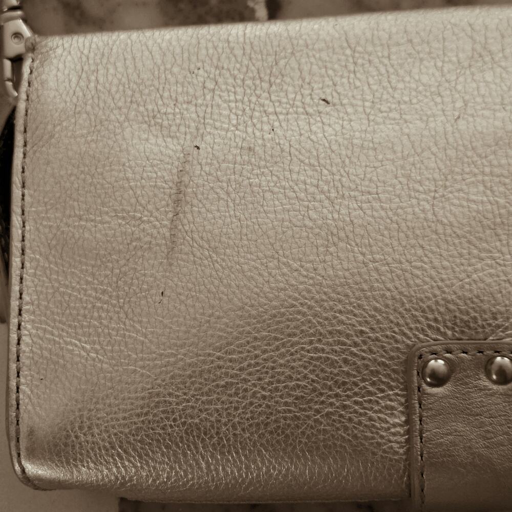 Michael Kors Liquid Gold Convertible Wristlet Clutch ✨ Y2K Glam Grab & Go - Picture 10 of 10